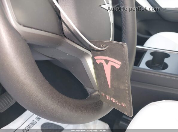 7SAYGDEE2NF362272 2022 TESLA MODEL Y White 