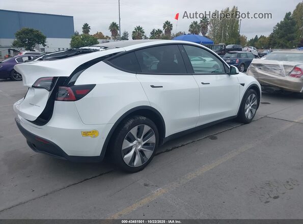 7SAYGDEE3NF388511 2022 TESLA MODEL Y White Rear right