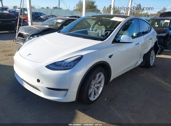 7SAYGDEE3PA039610 2023 TESLA MODEL Y White 