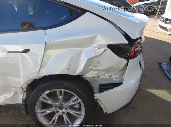 7SAYGDEE3PA039610 2023 TESLA MODEL Y White 