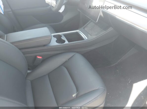 7SAYGDEE3RA283356 2024 TESLA MODEL Y Gray Սալոնի դիմացի տեսք