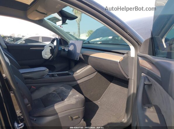7SAYGDEE3RF063296 2024 TESLA MODEL Y Black Vista de la etiqueta del VIN