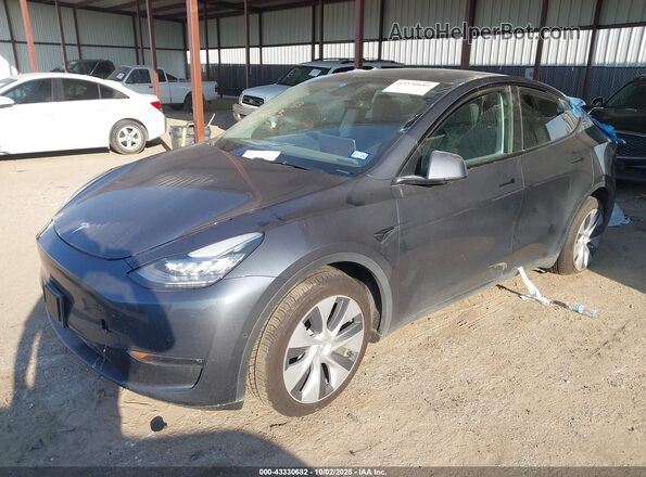 7SAYGDEE4NA004555 2022 TESLA MODEL Y Gray Przód lewy