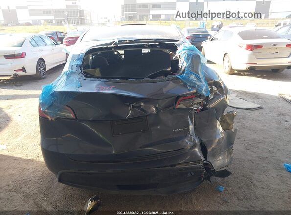 7SAYGDEE4NA004555 2022 TESLA MODEL Y Gray 