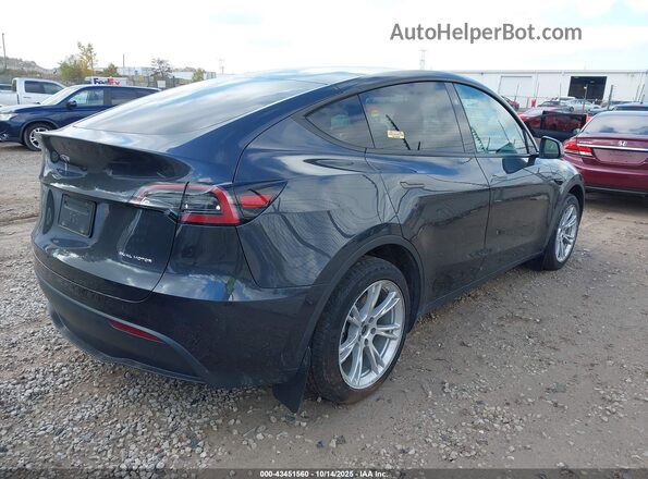 7SAYGDEE5RF031353 2024 TESLA MODEL Y Черный Задняя правая четверть