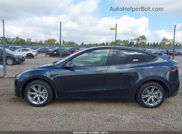 7SAYGDEE5RF031353 2024 TESLA MODEL Y Черный Панорамный вид салона 360°