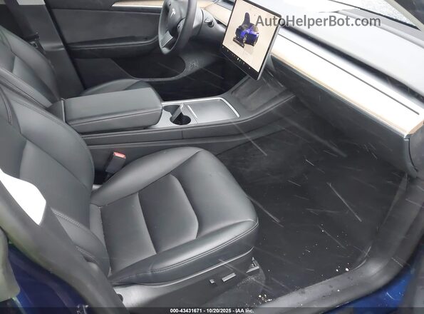 7SAYGDEE6NA017534 2022 TESLA MODEL Y Blue Սալոնի դիմացի տեսք