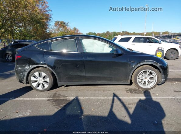 7SAYGDEE6PF859408 2023 TESLA MODEL Y Black 