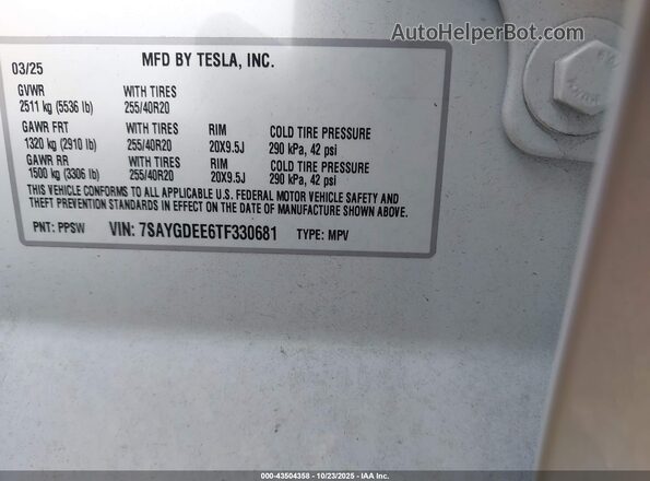 7SAYGDEE6TF330681 2026 TESLA MODEL Y White 