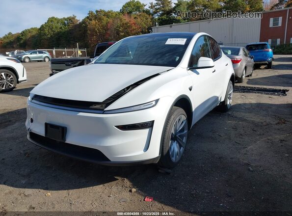 7SAYGDEE6TF330681 2026 TESLA MODEL Y White 
