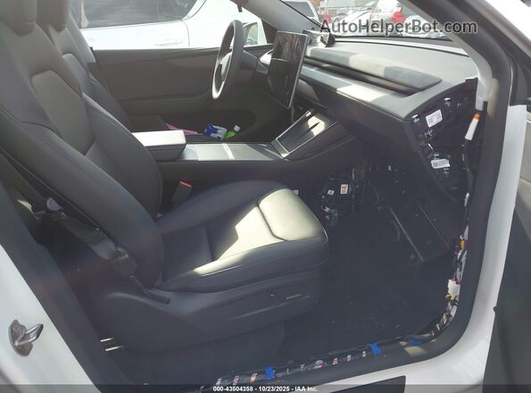7SAYGDEE6TF330681 2026 TESLA MODEL Y White 
