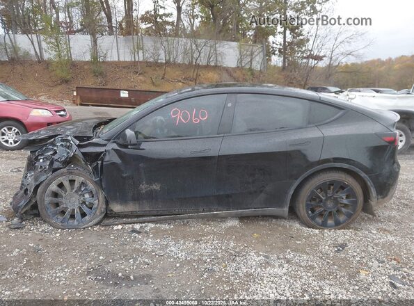 7SAYGDEE7PA168854 2023 TESLA MODEL Y Black Սալոնի 360 աստիճան տեսք