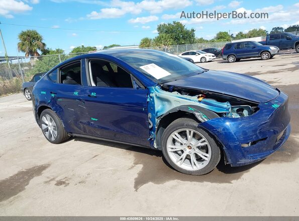 7SAYGDEE7RA265684 2024 TESLA MODEL Y Синий Вид спереди