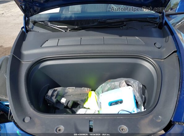 7SAYGDEE7RA265684 2024 TESLA MODEL Y Синий Вид сзади