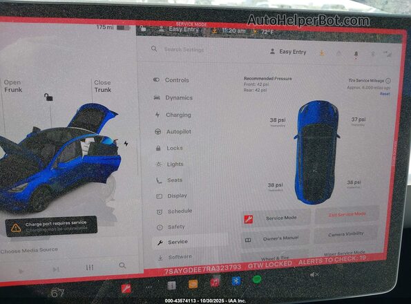7SAYGDEE7RA323793 2024 TESLA MODEL Y Blue 