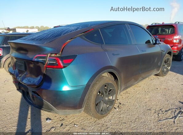 7SAYGDEE8RA232743 2024 TESLA MODEL Y Purple Trasero derecho