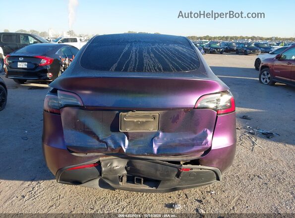7SAYGDEE8RA232743 2024 TESLA MODEL Y Purple 