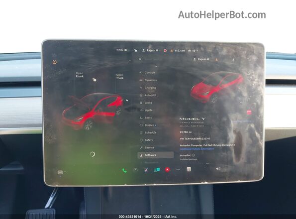 7SAYGDEE8RA232743 2024 TESLA MODEL Y Purple 