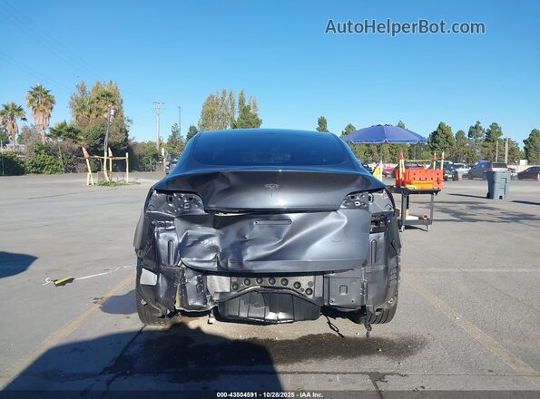 7SAYGDEE9NF337966 2022 TESLA MODEL Y Gray 