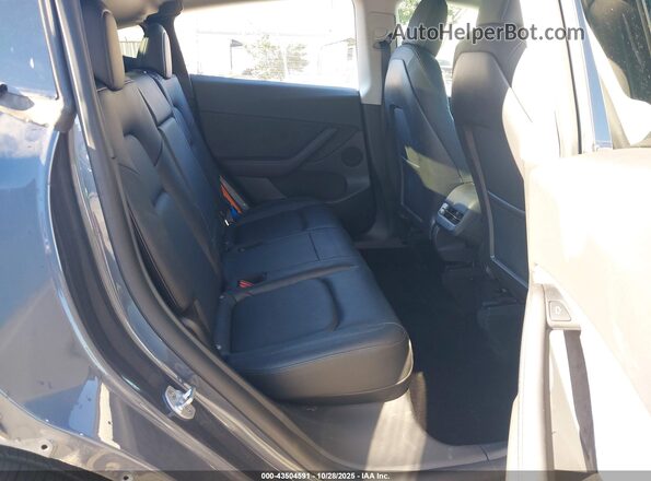 7SAYGDEE9NF337966 2022 TESLA MODEL Y Gray Вид наклейки з VIN-кодом