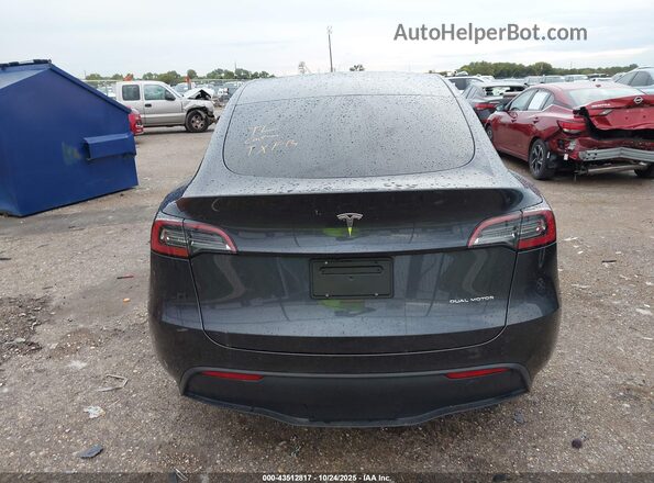 7SAYGDEE9RA275956 2024 TESLA MODEL Y Серый 
