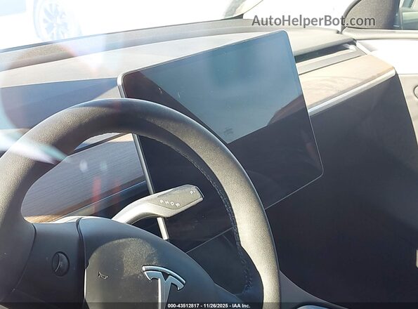 7SAYGDEE9RA275956 2024 TESLA MODEL Y Серый 