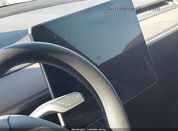 7SAYGDEE9RA275956 2024 TESLA MODEL Y Серый Вид задних сидений