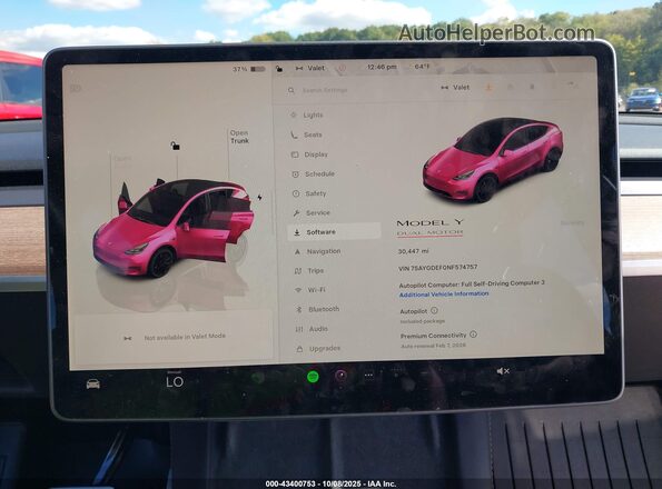 7SAYGDEF0NF574757 2022 TESLA MODEL Y White Widok tylnych siedzeń