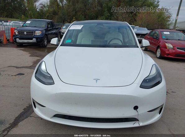 7SAYGDEF1NF339915 2022 TESLA MODEL Y White Вид щитка приладів
