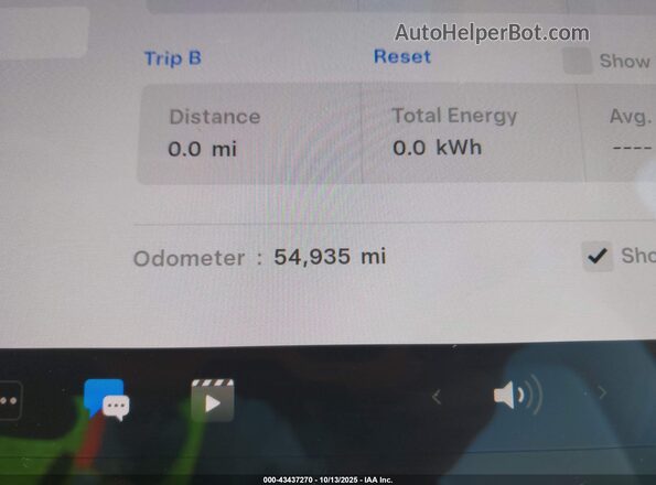 7SAYGDEF1NF339915 2022 TESLA MODEL Y White 
