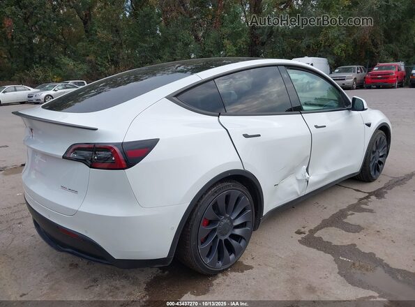 7SAYGDEF1NF339915 2022 TESLA MODEL Y White Задня права чверть