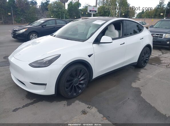 7SAYGDEF1NF406965 2022 TESLA MODEL Y White Передня ліва чверть