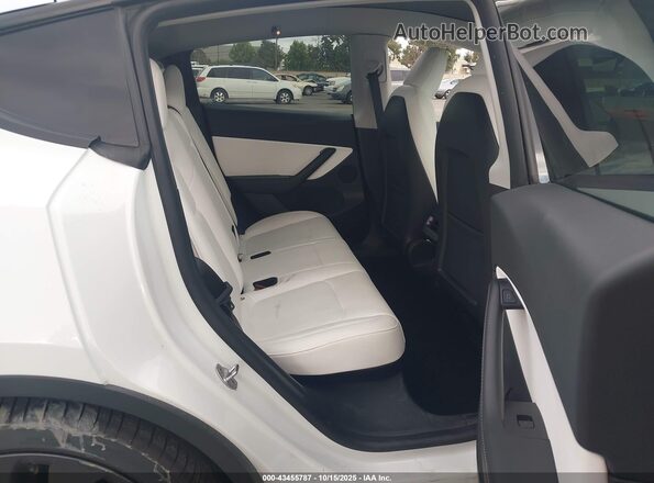 7SAYGDEF1NF406965 2022 TESLA MODEL Y White Вид наклейки з VIN-кодом