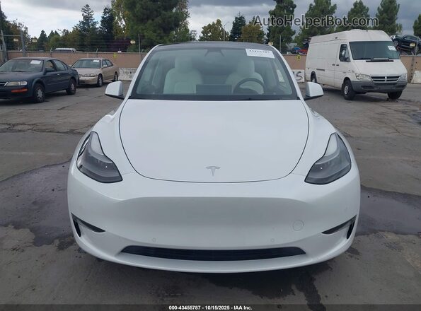 7SAYGDEF1NF406965 2022 TESLA MODEL Y White Вид панелі приладів