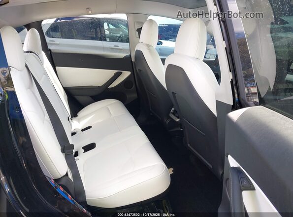7SAYGDEF1NF456488 2022 TESLA MODEL Y Black Vista de la etiqueta del VIN