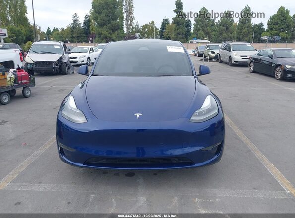 7SAYGDEF2NF524037 2022 TESLA MODEL Y Blue Instrument cluster view