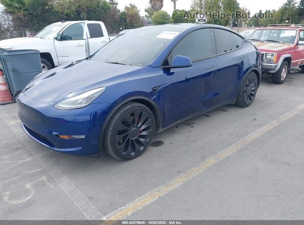 7SAYGDEF2NF524037 2022 TESLA MODEL Y Blue Front left