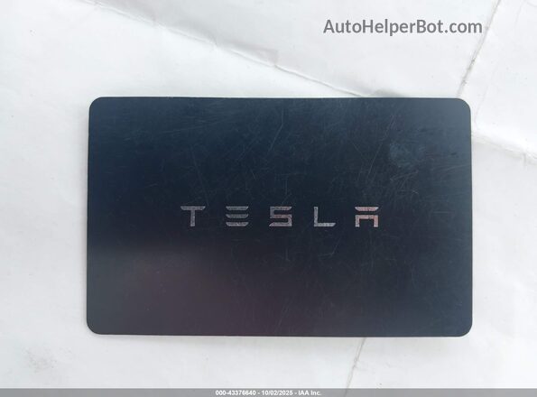 7SAYGDEF2NF524037 2022 TESLA MODEL Y Blue Dashboard view