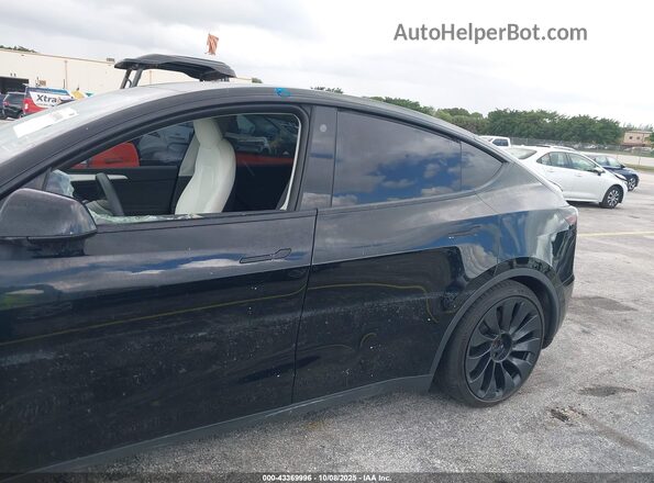 7SAYGDEF2NF555644 2022 TESLA MODEL Y Black Вид панелі приладів