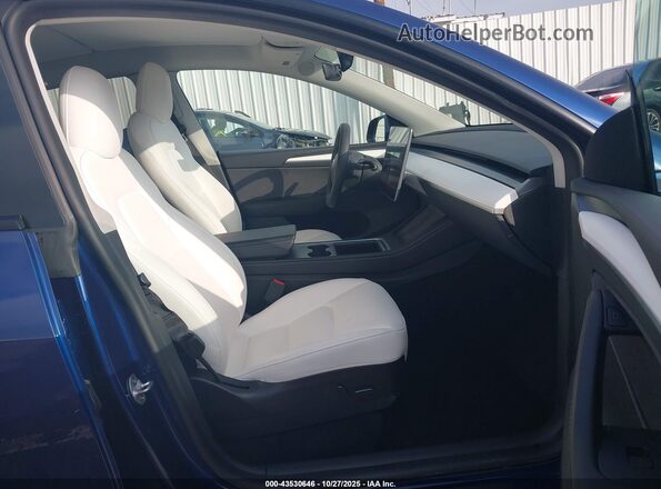 7SAYGDEF3NF561386 2022 TESLA MODEL Y Blue 