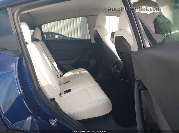 7SAYGDEF3NF561386 2022 TESLA MODEL Y Blue 