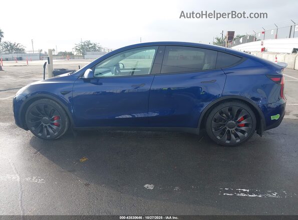 7SAYGDEF3NF561386 2022 TESLA MODEL Y Blue 