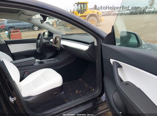 7SAYGDEF4NF468117 2022 TESLA MODEL Y Black 