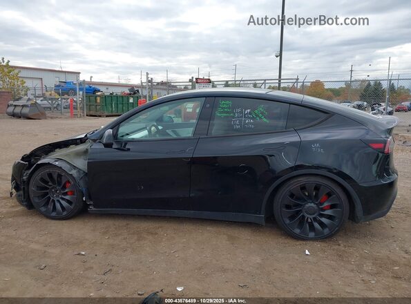 7SAYGDEF4NF468117 2022 TESLA MODEL Y Black 