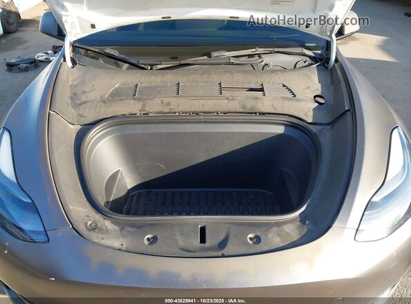 7SAYGDEF6NF511484 2022 TESLA MODEL Y Gray Հետևի տեսք