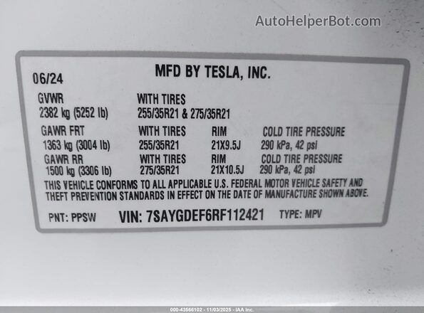 7SAYGDEF6RF112421 2024 TESLA MODEL Y White Vista del compartimento del motor