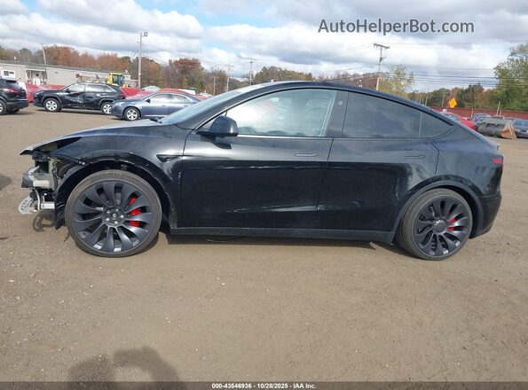 7SAYGDEF6SA351549 2025 TESLA MODEL Y Black 