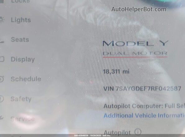 7SAYGDEF7RF042587 2024 TESLA MODEL Y Black 
