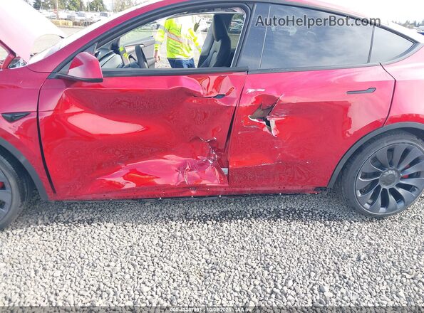 7SAYGDEF9RF079267 2024 TESLA MODEL Y Red Front view