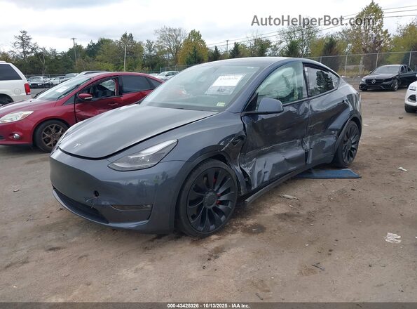 7SAYGDEFXNF495516 2022 TESLA MODEL Y Gray Առջևի ձախ երեք քառորդ տեսարան